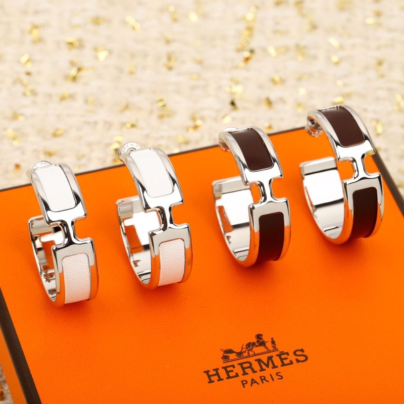 H**me5 bracelets